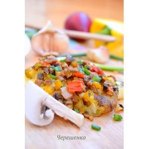 Картофель по-деревенски с грибами и овощами
