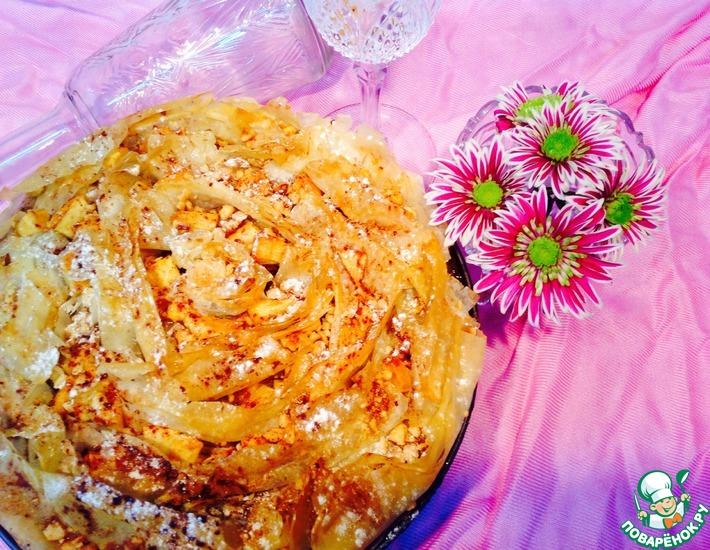 Рецепт: Яблочный пирог-десерт Цветочный