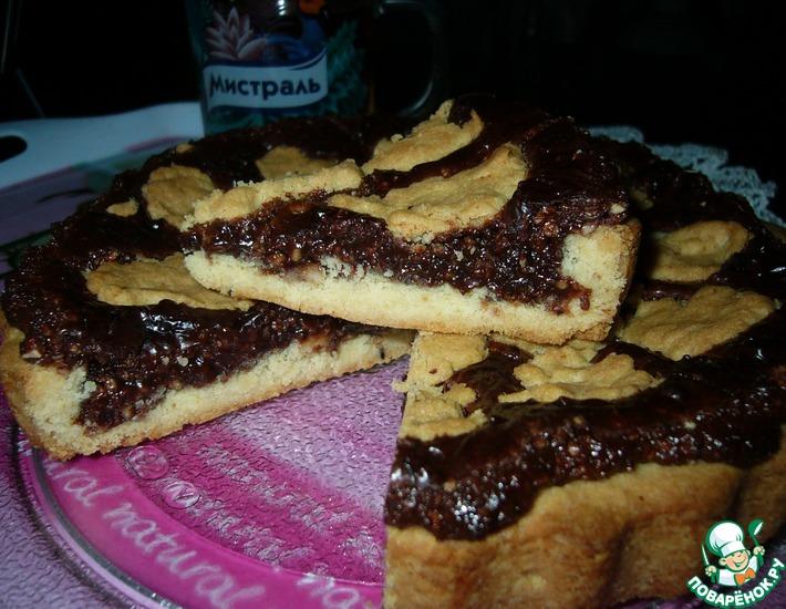 Рецепт: Хрустящий пирог с шоколадно-ореховой начинкой