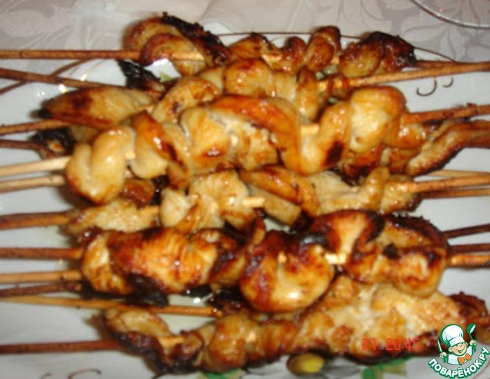Рецепт: Крученые куриные шашлычки