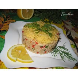 Салат с рисом, кольраби и болгарским перцем