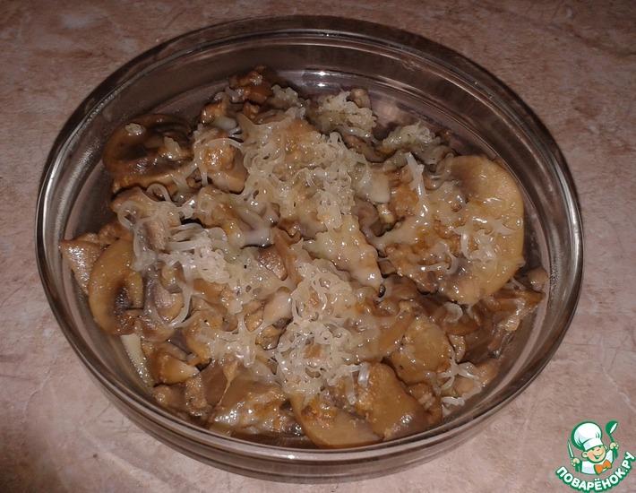 Рецепт: Тушёные грибы в мультиварке