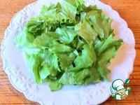 Зелёный салат с камамбером и брусничным соусом ингредиенты
