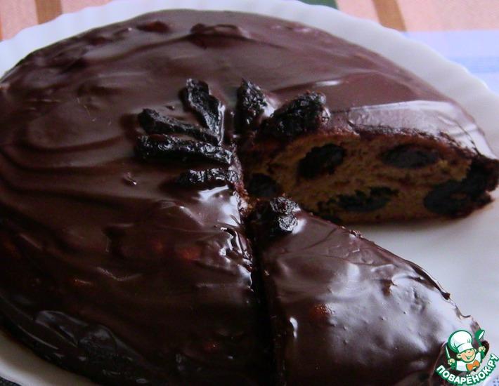 Рецепт: Кофейный пирог с черносливом