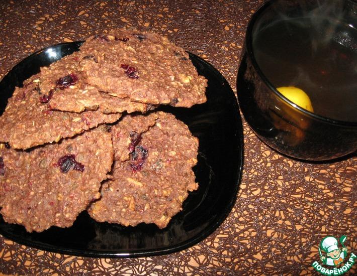 Рецепт: Овсяное шоколадно-ягодное печенье