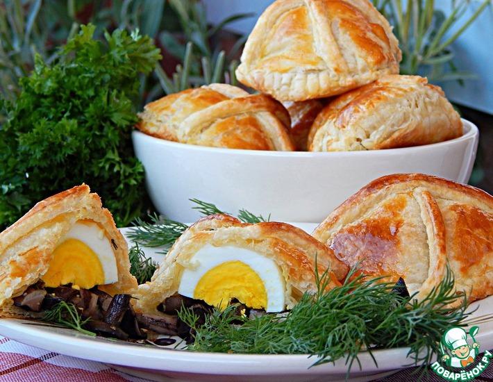 Рецепт: Пирожки с маслятами и яйцом