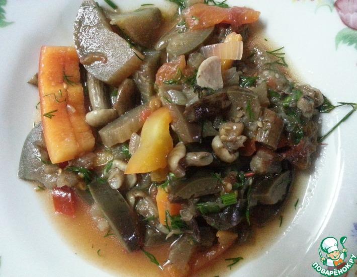 Рецепт: Салат из баклажанов и грибов на зиму
