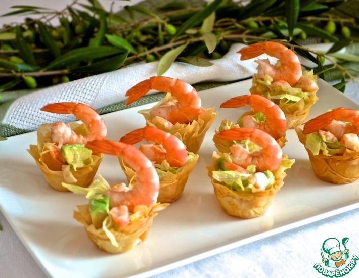 Рецепт: Тарталетки с салатом из креветок и авокадо