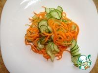 Морковный салат с огурцом и форелью ингредиенты