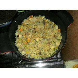 Паэлья с курицей, грибами, цуккини и сыром