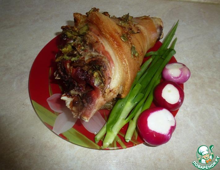 Рецепт: Свиная рулька, запеченная в духовке