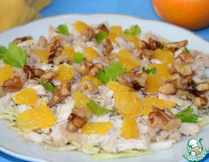 Рецепт: Салат с курицей, апельсином и карамелизированными орехами