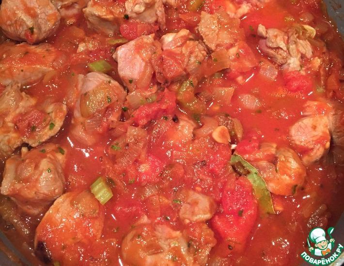 Рецепт: Тушеная баранина в томатном соусе