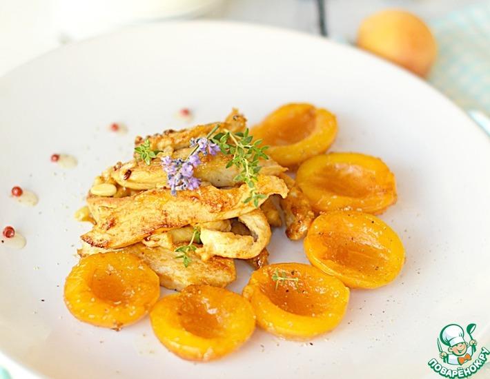 Рецепт: Куриное филе с лавандой и абрикосами