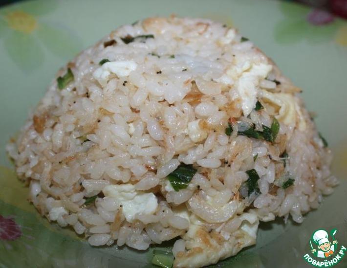 Рецепт: Жареный рис с сушеными креветками