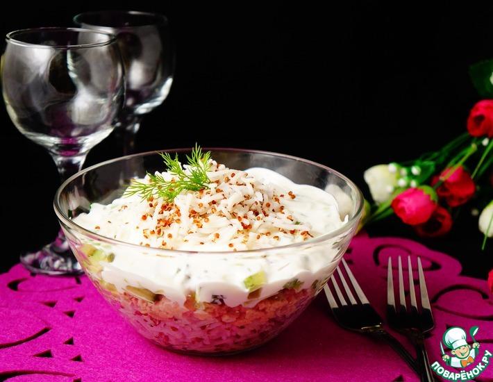 Рецепт: Салат с рисом, киноа и печенью трески