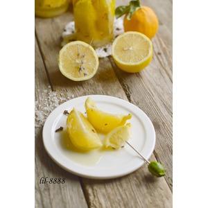 Маринованные лимоны с лавандой