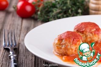 Рецепт: Мясные ёжики в томатно-яблочном соусе