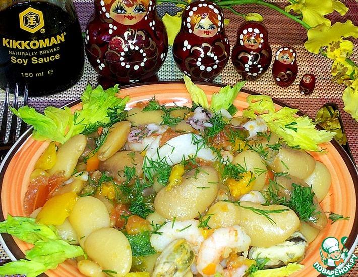 Рецепт: Белая фасоль с овощами и морепродуктами