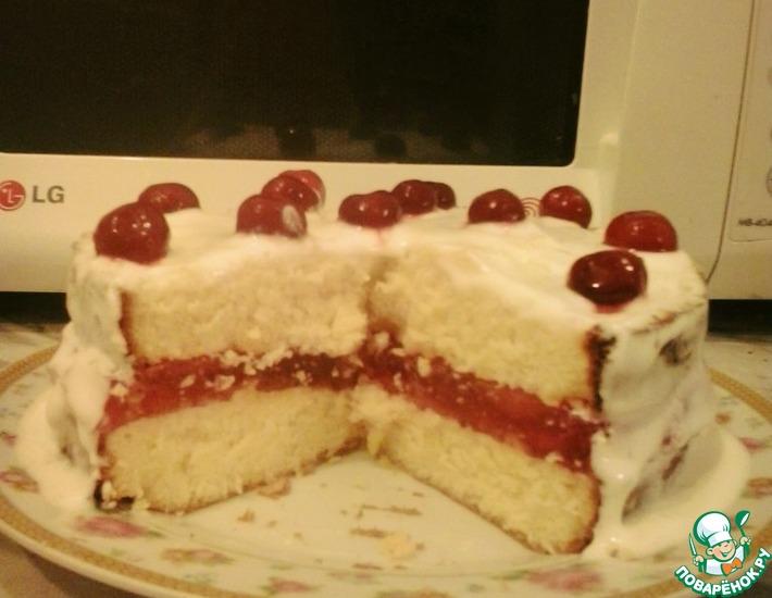 Рецепт: Бисквитный торт с вишневым желе