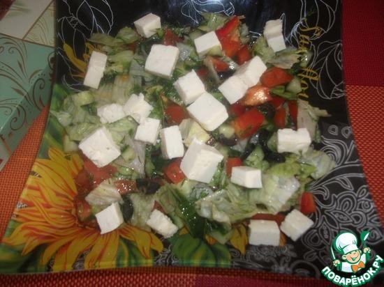 Айсберг салат с овощами по рецепту  mtata /recipes/show/83646/