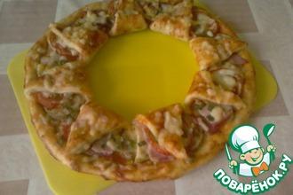 Рецепт: Пицца Корона с кабачками и луковые кольца в кляре