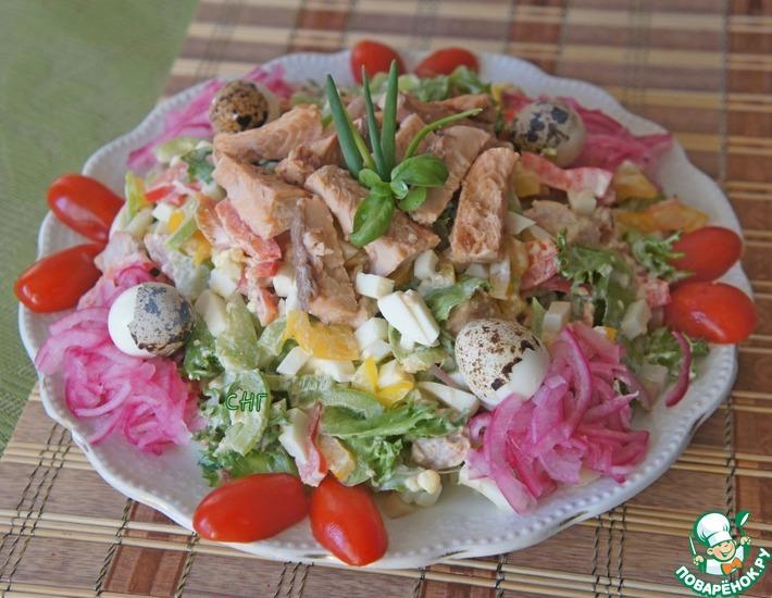 Рецепт: Салат из горбуши с болгарскими перцами