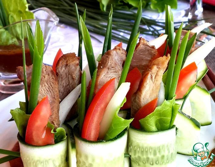 Рецепт: Овощной салат со свининой терияки