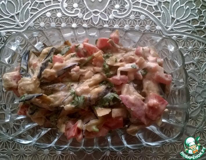 Рецепт: Жареные баклажаны с помидорами под майонезом