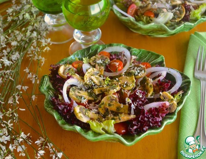 Рецепт: Салат со свежемаринованными грибами