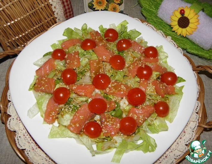 Рецепт: Салат с красной рыбой Легкий