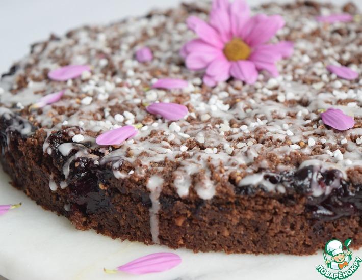 Рецепт: Шоколадно-вишнёвый пирог со штрейзелем