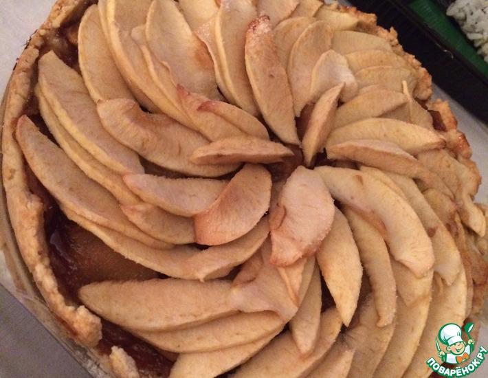 Рецепт: Необычный яблочный пирог