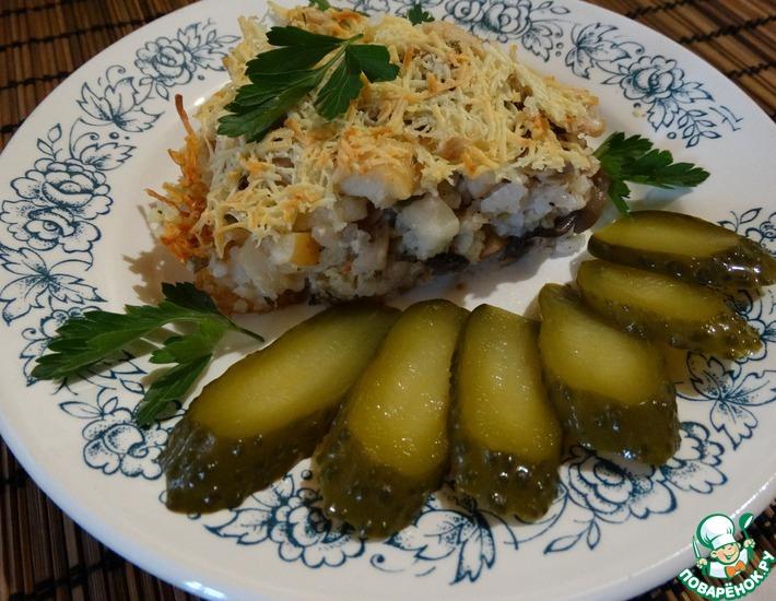Рецепт: Салат-запеканка из курицы, грибов и яблок