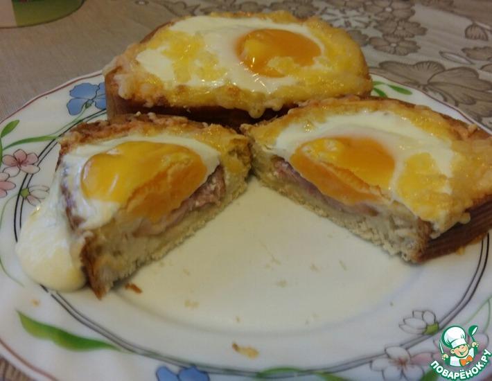 Рецепт: Лодочки с беконом и яйцом