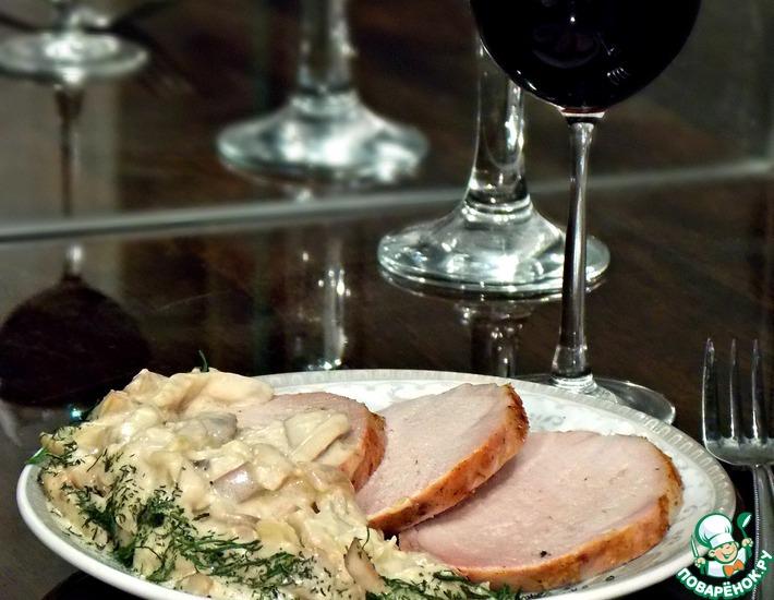 Рецепт: Свиная вырезка с грибным соусом по-французски