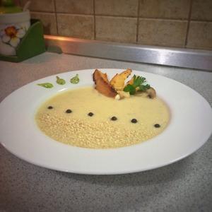 Куриный крем-суп с плавленным сыром и грибами