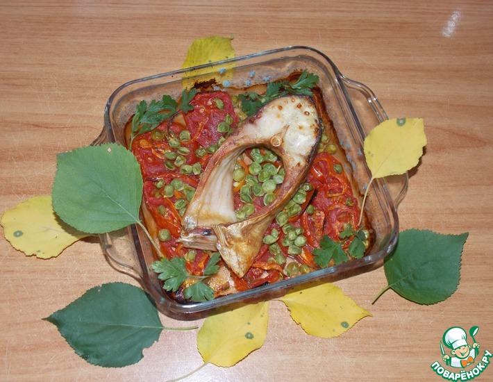 Рецепт: Рыба на помидорной подушке