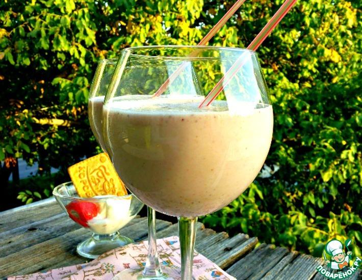 Рецепт: Молочный коктейль Пломбир с клубникой