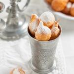 Французские заварные пончики Пе-де-нонн