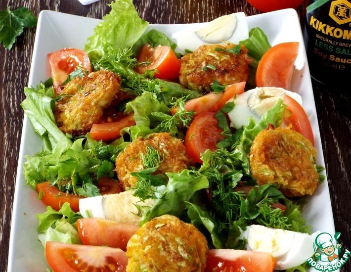 Рецепт: Овощной салат с нежными шариками