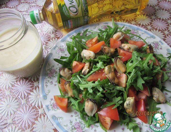 Рецепт: Яблочный постный майонез и салат с мидиями