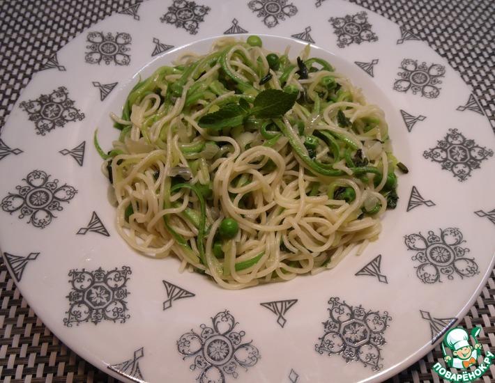 Рецепт: Спагетти с цуккини и мятой