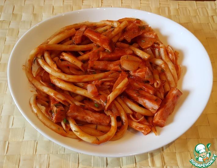 Рецепт: Спагетти с ветчиной и томатным соусом