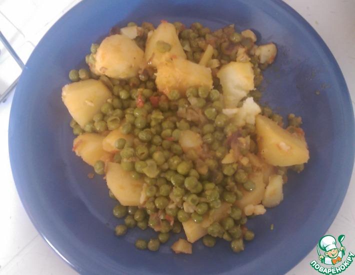 Рецепт: Тушеный зеленый горошек с картофелем