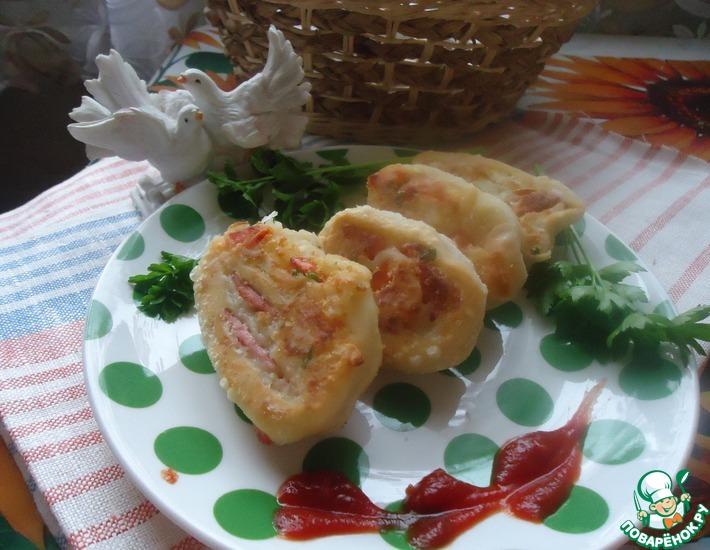 Рецепт: Картофельный рулет с помидорами и зеленью