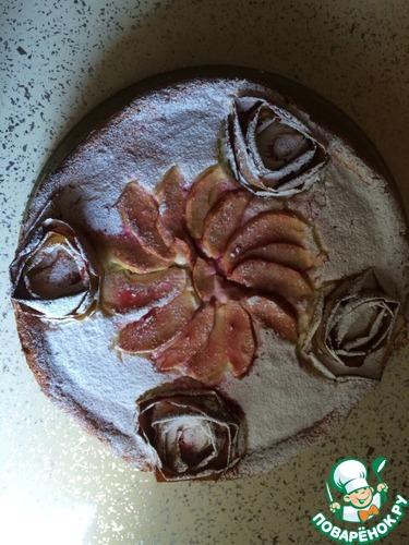 Песочный пирог с творогом и яблочными розами