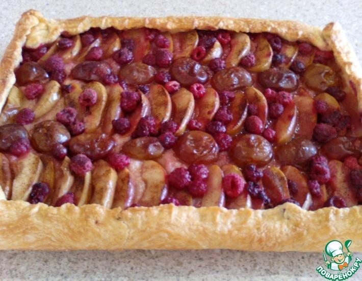 Рецепт: Быстрый фруктово-ягодный пирог