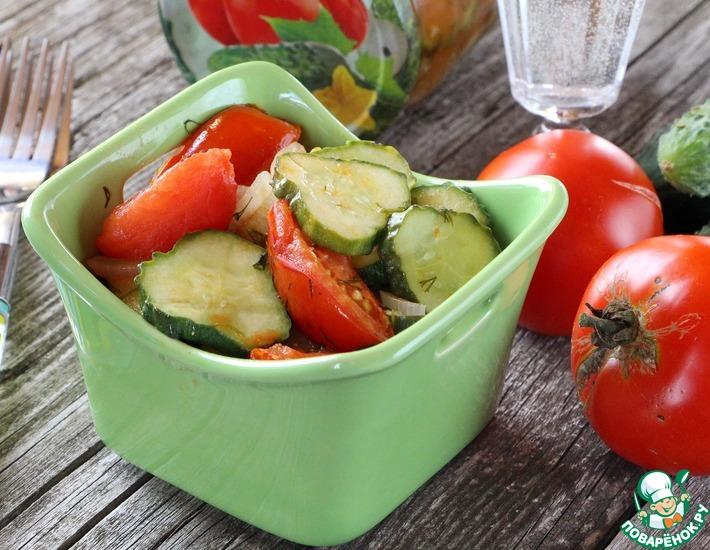 Рецепт: Салат из помидоров и огурцов на зиму