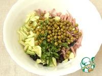 Салат с ветчиной, черносливом и горошком ингредиенты